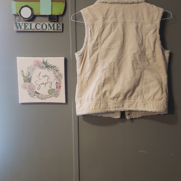 Limited too girls vest | size 12 - Picture 3 of 5